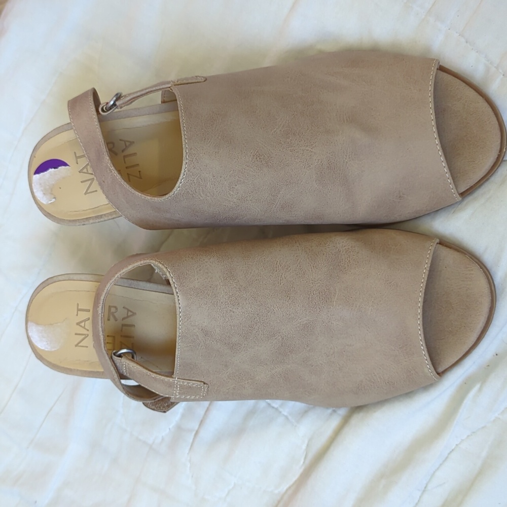Naturalizer Short Open Toe Heel